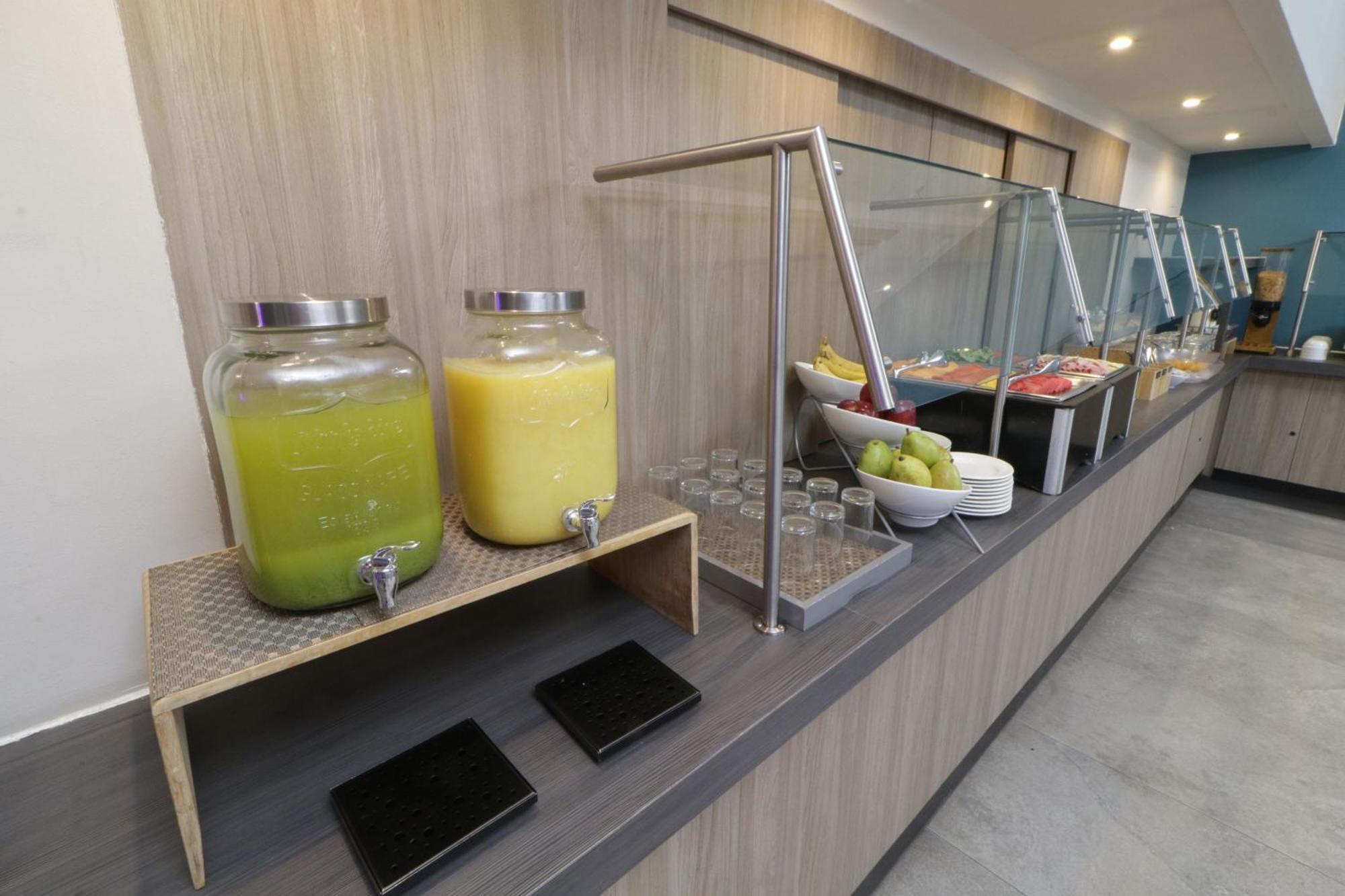 City Express Plus By Marriott Monterrey Galerias Exterior foto