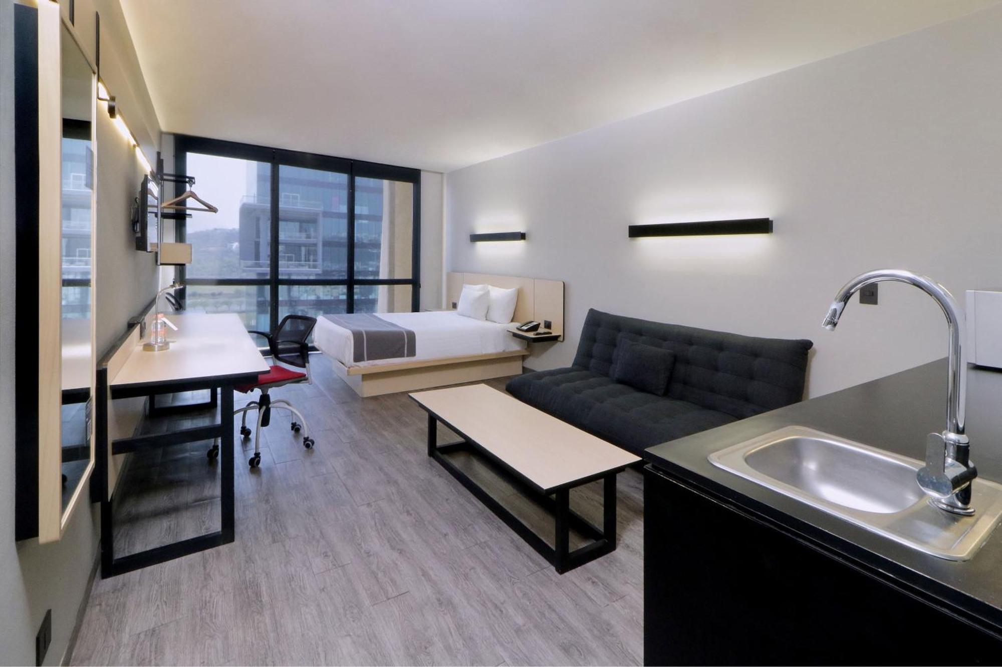 City Express Plus By Marriott Monterrey Galerias Exterior foto
